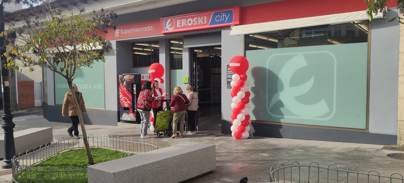 EROSKI INAUGURA UN NUEVO SUPERMERCADO FRANQUICIADO EN SOTILLO DE LA ADRADA, EN ÁVILA