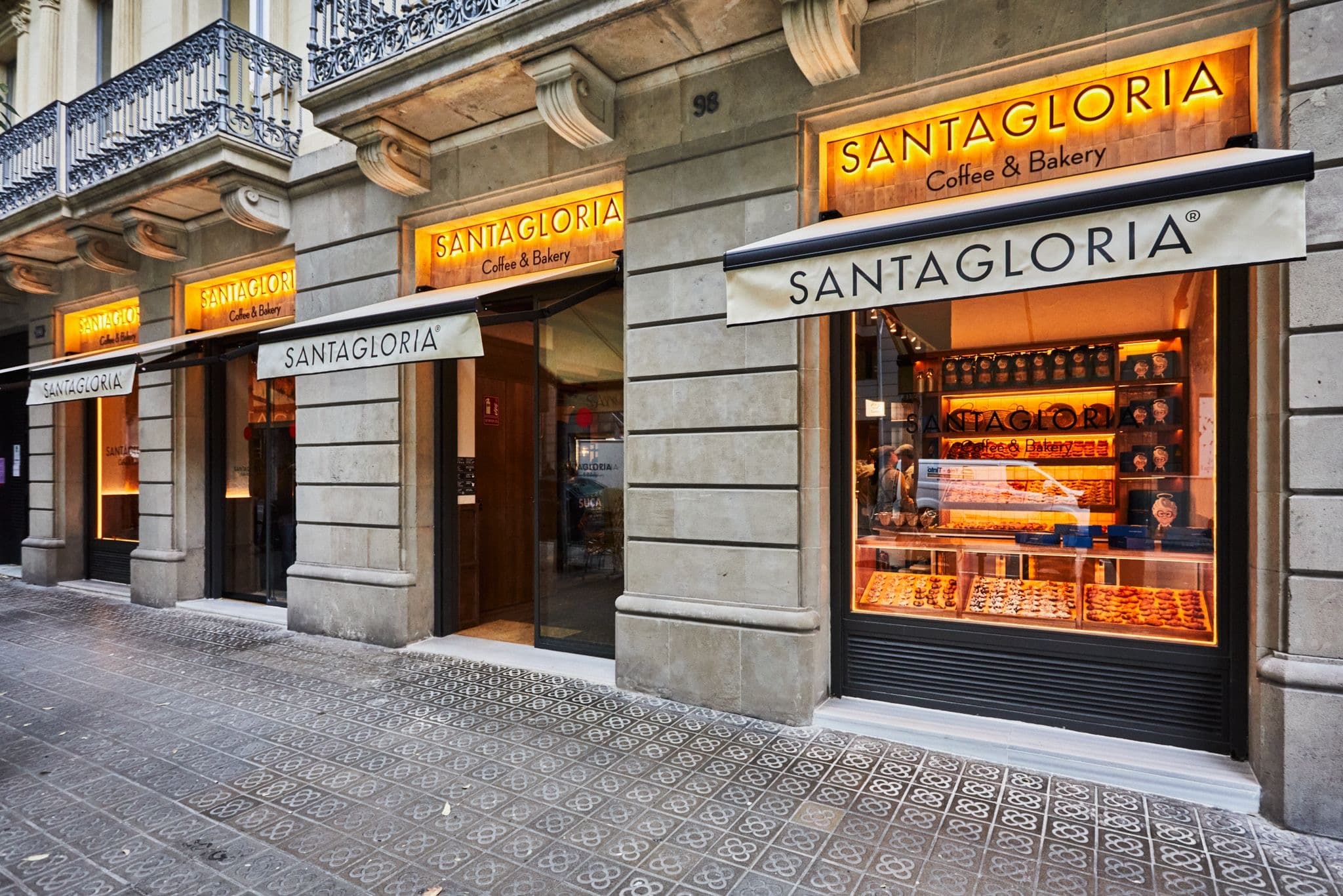 SANTAGLORIA ALCANZA LOS 200 ESTABLECIMIENTOS CON  UNA NUEVA APERTURA EN BARCELONA