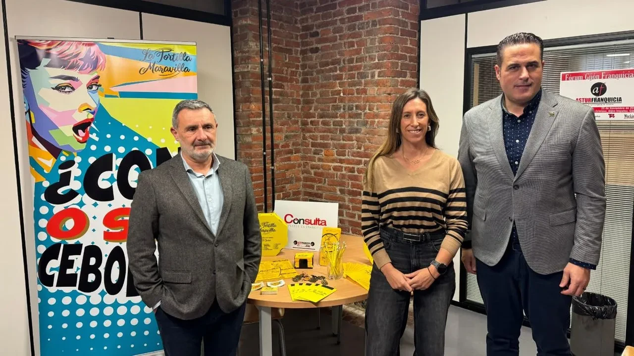 La Tortilla Maravilla de Viveiro recibe en Gijón un premio como mejor franquicia